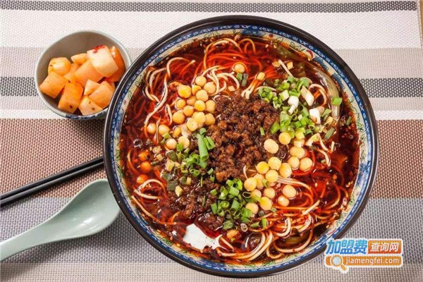 何亿家担担面加盟费