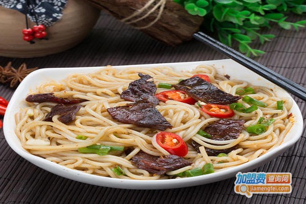 小背篓米粉加盟费