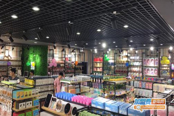 米微可时尚百货加盟费