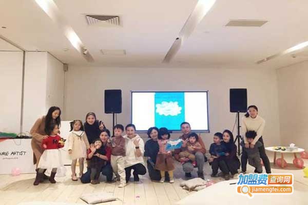 绘声绘色美术教育加盟门店