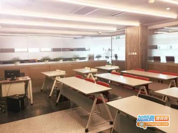 安博亚威科技培训加盟费