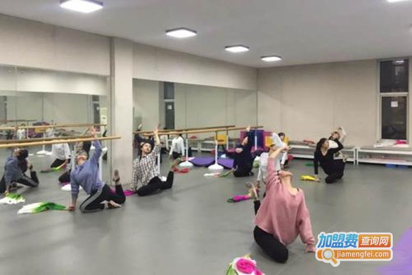 博艺艺术培训学校加盟费