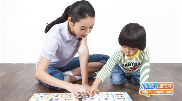 英蕾教育加盟费