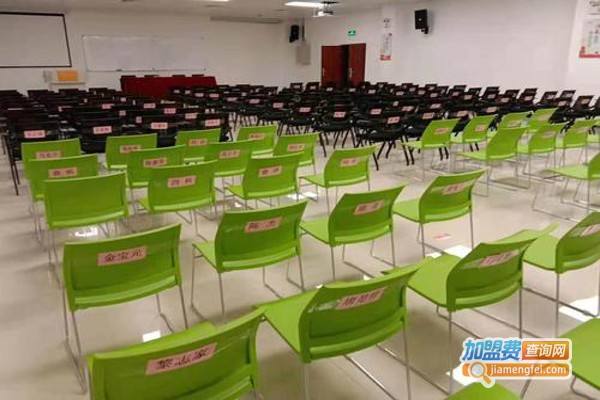 启弘教育加盟费