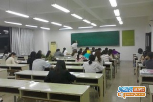 东学教育加盟费