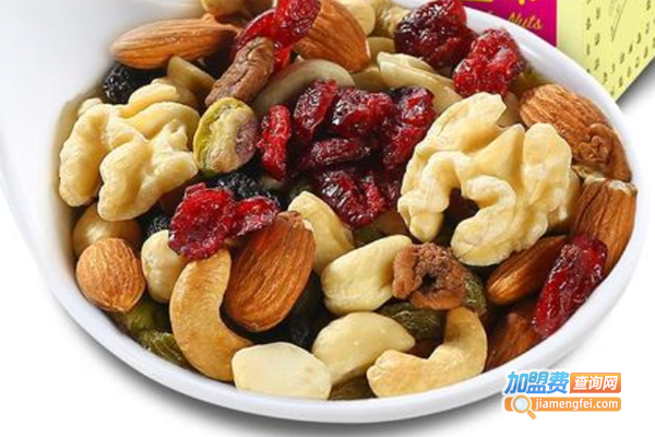 零食加油站加盟费是多少？