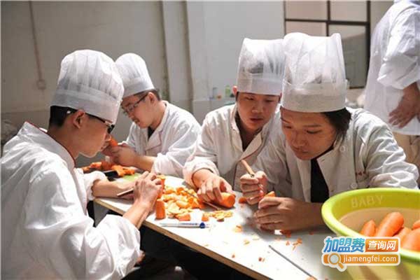 疯狂技能教育加盟门店