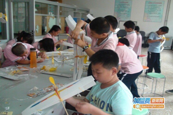 蒙迪教育加盟费