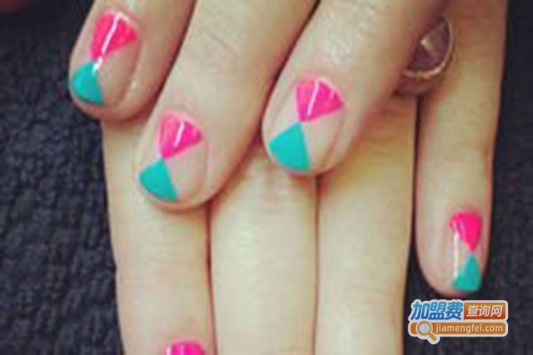 楠楠美甲培训加盟门店