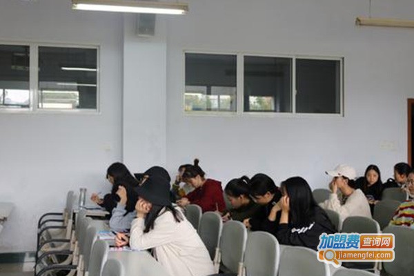 新思维培训学校加盟费