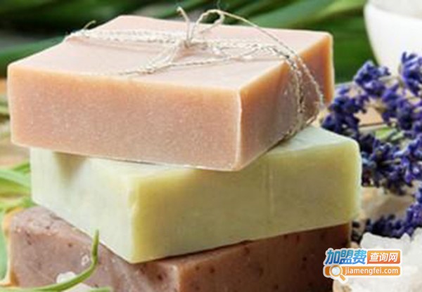 黑胰子手工皂加盟费