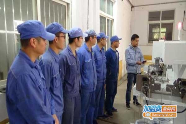 疯狂技能教育加盟门店