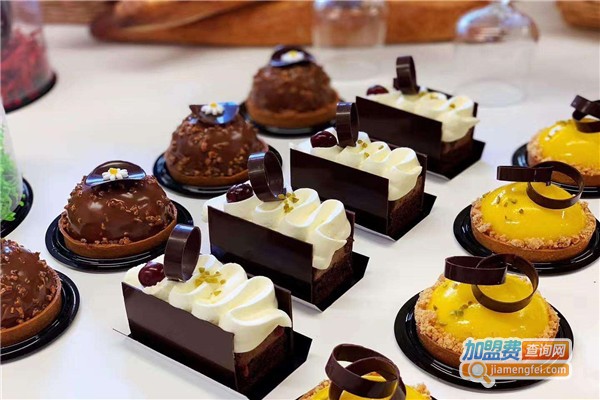 佰家心蛋糕加盟费