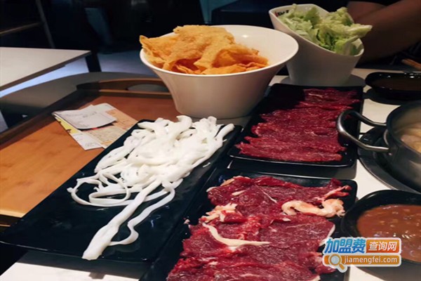 姚周记火锅加盟门店