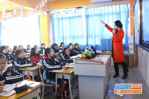 走向剑桥教育