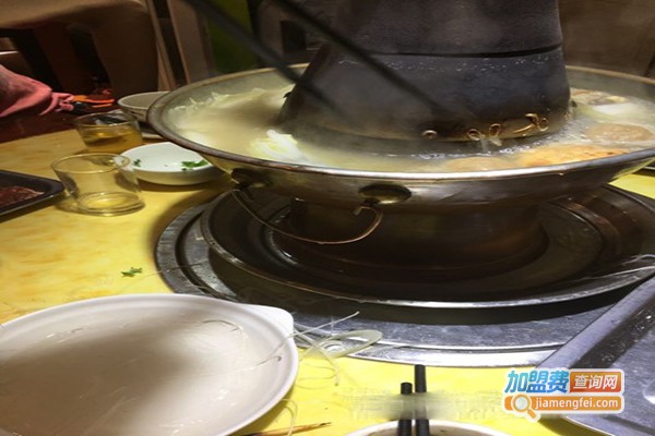 子宸房热气羊肉火锅加盟