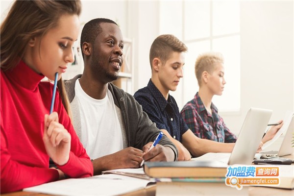 弘程教育加盟费