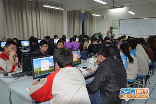 新前程电脑培训加盟费