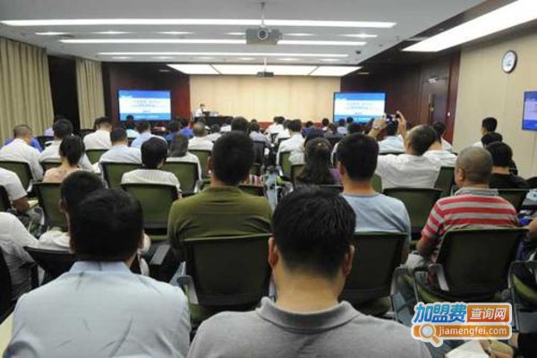 天下文化教育培训加盟费