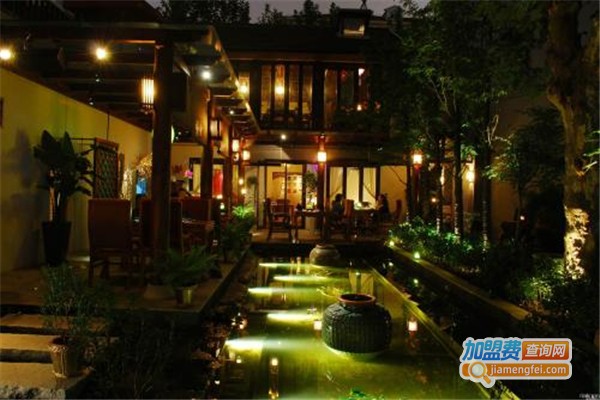 藏珑泰极餐厅加盟费