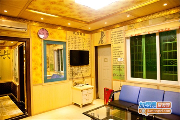 百草芳香瘦身美容加盟费