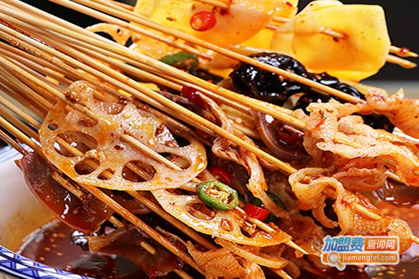 烨焰红唇串串香火锅