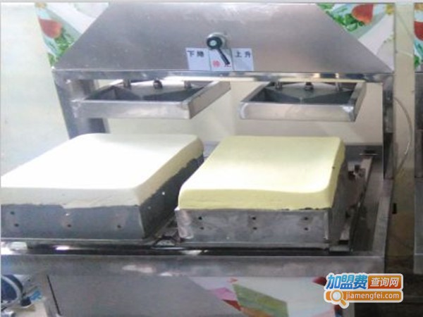 联浩豆腐机加盟门店