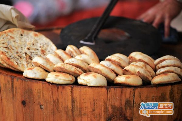 饼成一派特色小吃加盟