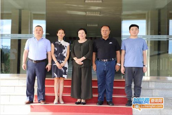 盈河互动培训加盟