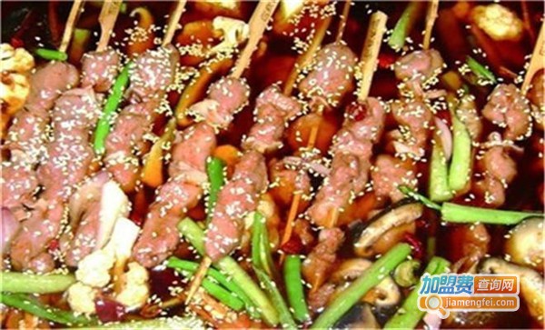 一品轩DIY麻辣串串香加盟费