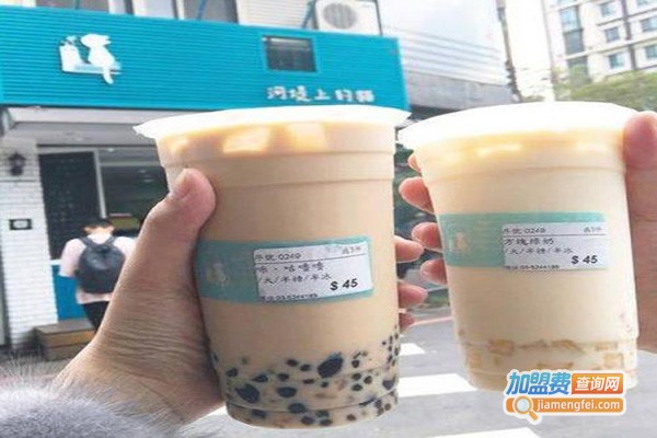 河堤上的猫加盟费