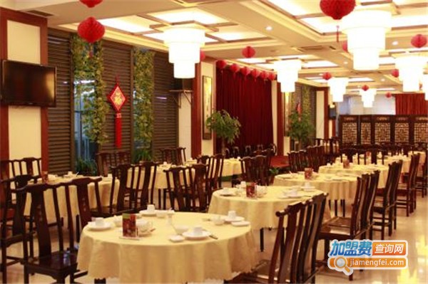 乌龙山寨酒楼加盟费