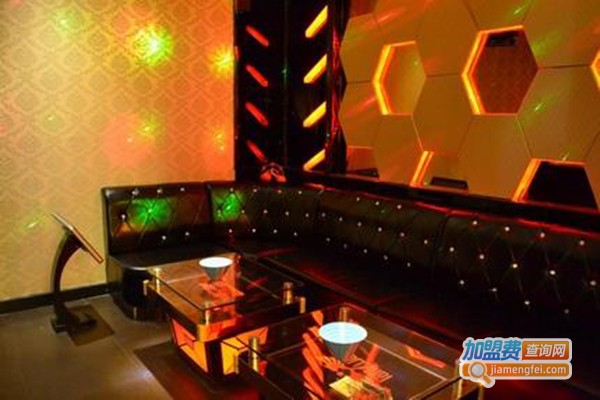 蓝钻KTV加盟门店