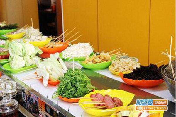 回转串串香麻辣烫加盟门店