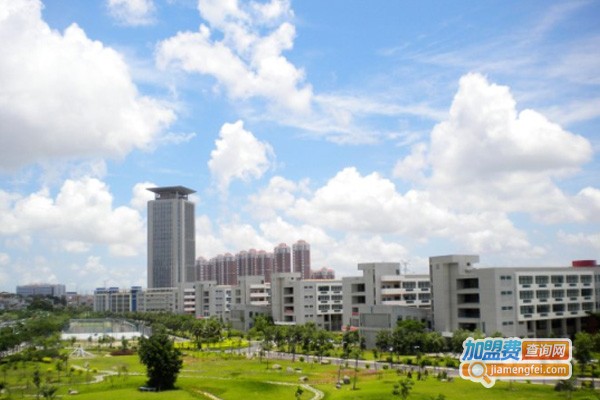 华侨教育学校加盟费