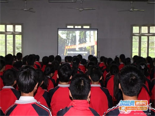 军之蓝教育加盟费