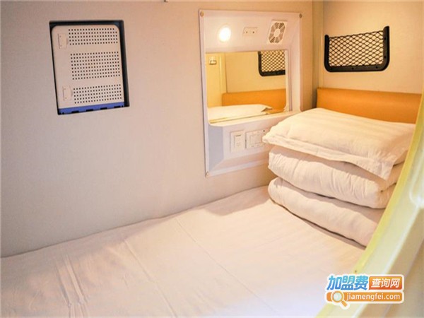 宇宙人胶囊旅馆加盟费