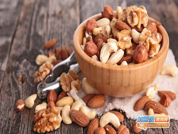 坚果零食加盟门店