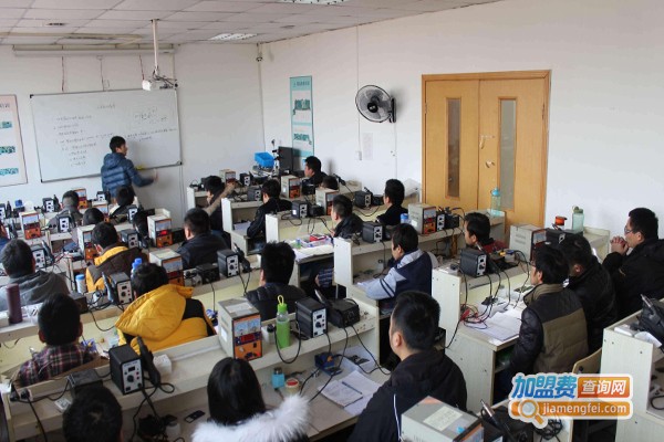 湘冠手机维修培训