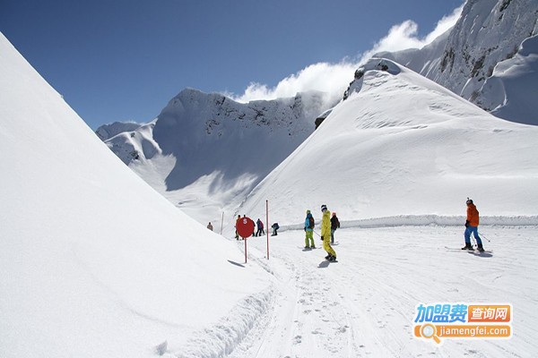 西岭雪山滑雪场加盟门店