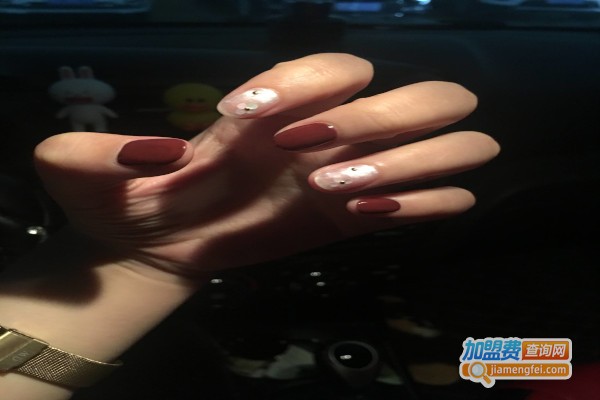 艾米美甲培训加盟费