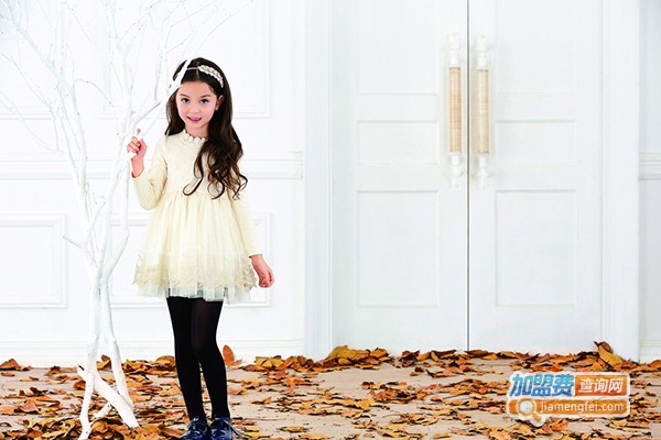 稻草人童装加盟费