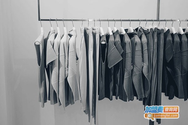 依伊芭莎女装加盟费