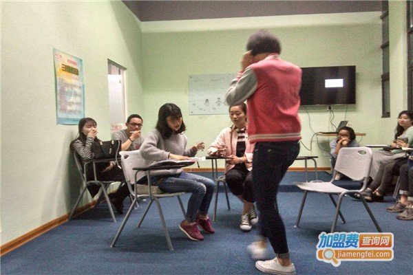 不凡教育培训中心加盟费