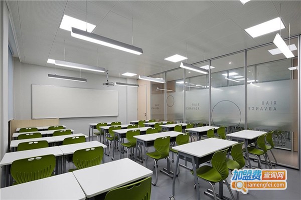 不凡教育培训中心加盟费