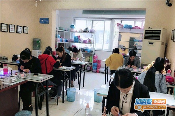 祥凤美甲技能培训加盟费