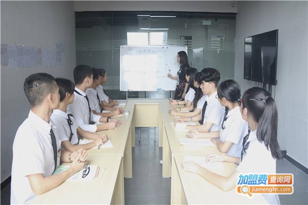 艾青莲文化培训加盟费