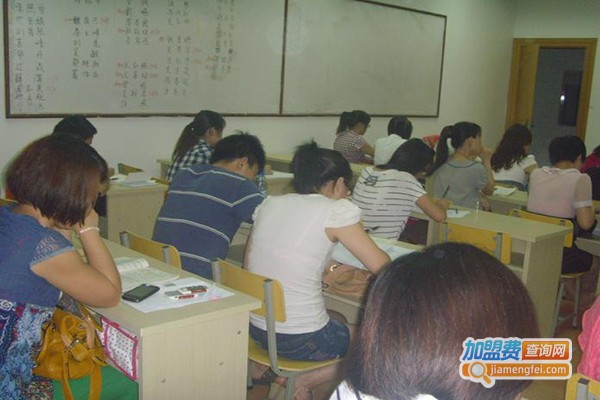 亘古教育加盟店