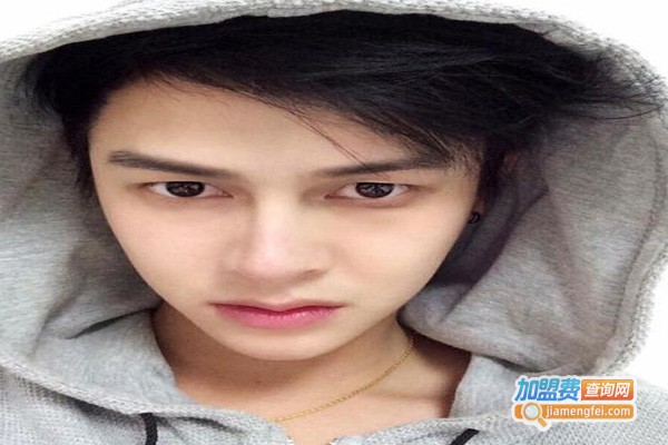 帅美美容馆加盟费