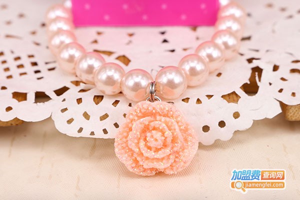 四季美饰品加盟门店